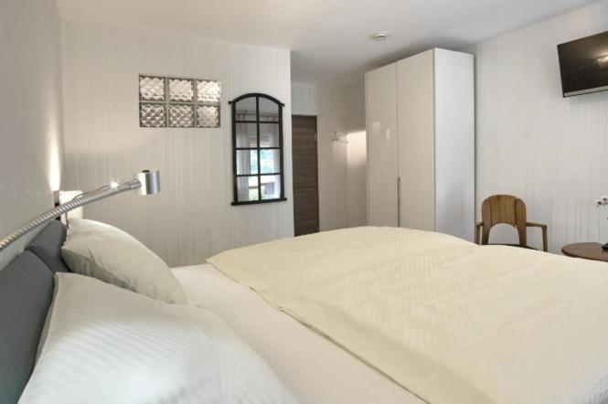 Weinhaus Henerichs Hotel Pommern Ngoại thất bức ảnh
